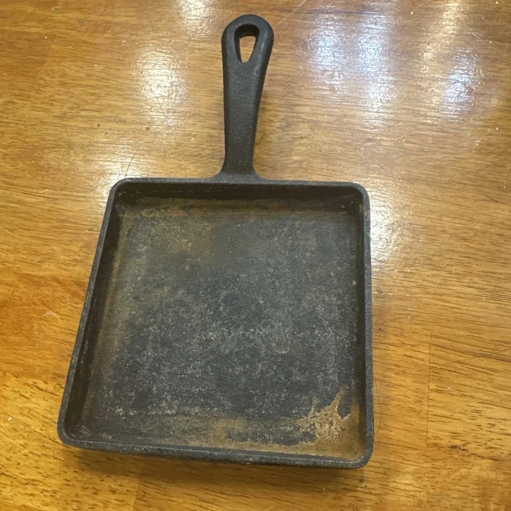 Cast Iron Skillet Mini Square 5